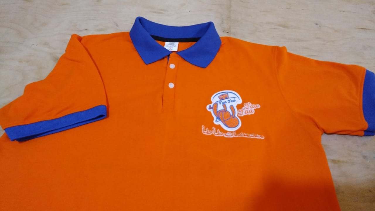 تيشيرت بولو نص كم لون واحد